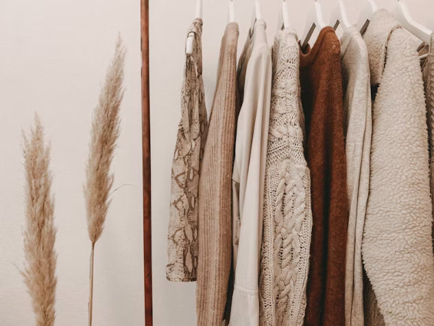 Jenis Jenis Cardigan Wanita Beserta Kegunaannya
